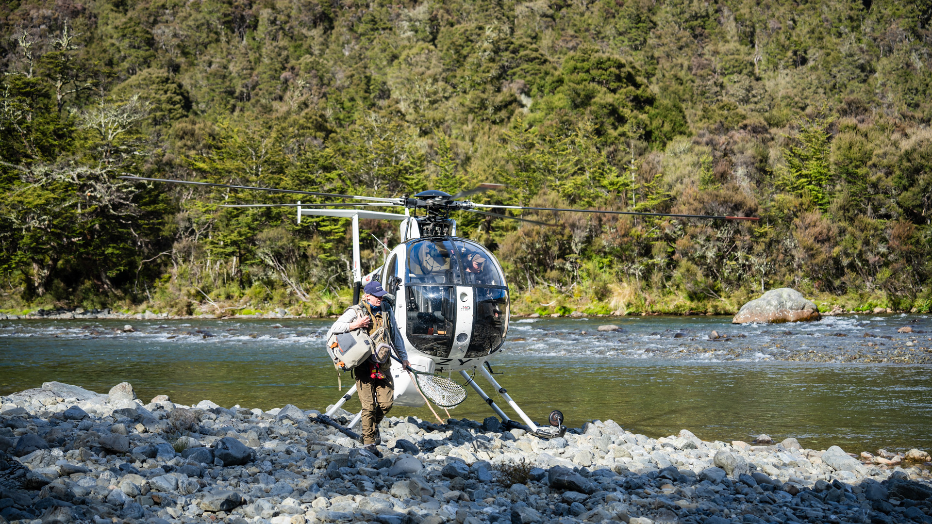 Heli fishing in Poronui rivers