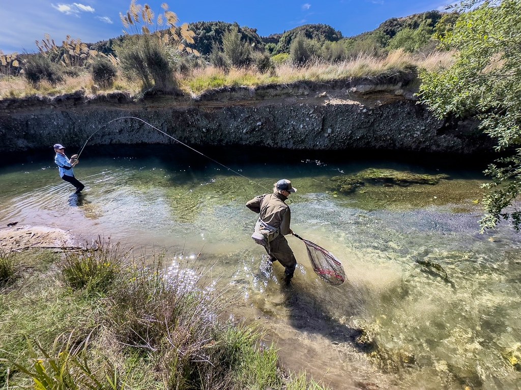 two women fly fishing in Poronui river